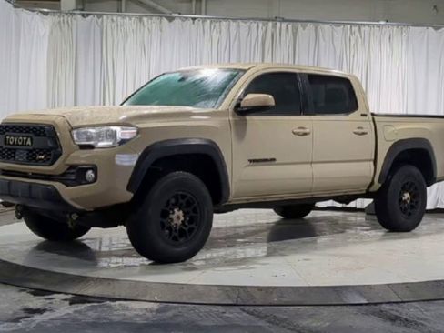 Used 2019 Toyota Tacoma SR5 image 4