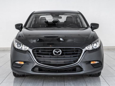 Used 2018 MAZDA MAZDA3 Touring FWD image 3