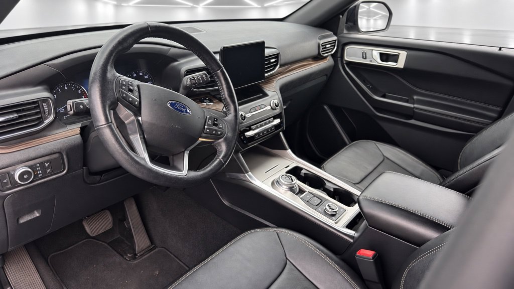 Used 2020 Ford Explorer Limited AWD/4WD image 9