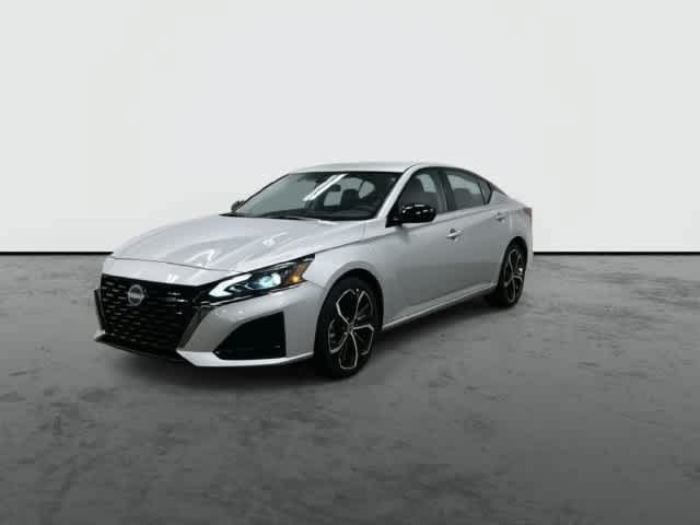 Used 2025 Nissan Altima 2.5 SR FWD image 7