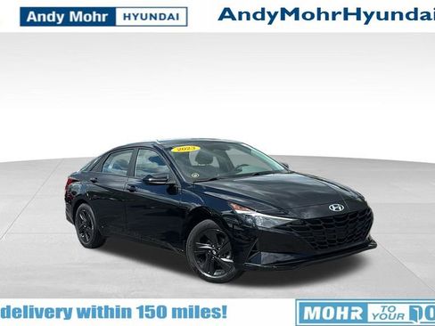 Used 2023 Hyundai Elantra SEL FWD image 1