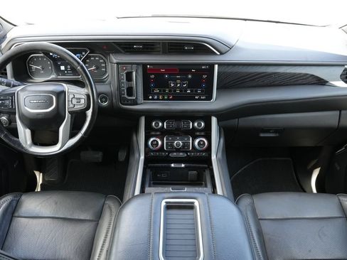 Used 2021 GMC Yukon Denali AWD/4WD image 5