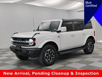 Certified 2025 Ford Bronco Outer Banks