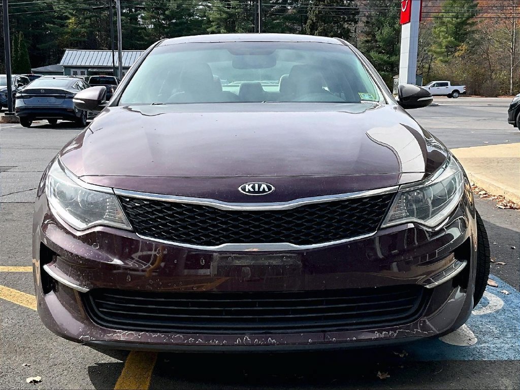 Used 2016 Kia Optima LX FWD image 2