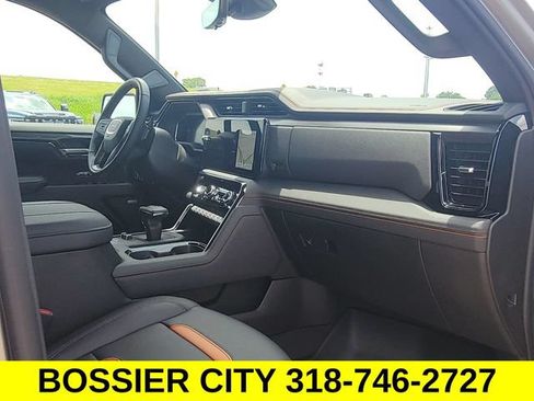 Certified 2026 GMC Sierra 1500 AT4 w/ AT4 Premium Package AWD/4WD image 30