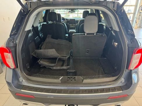 Used 2021 Ford Explorer Limited w/ Equipment Group 301A image 43