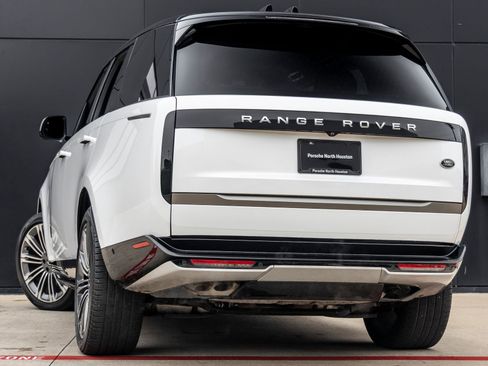 Used 2023 Land Rover Range Rover SE AWD/4WD image 6