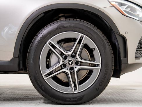 Used 2021 Mercedes-Benz GLC 300 image 26