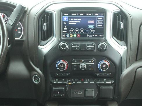 Used 2022 Chevrolet Silverado 3500 LTZ w/ LTZ Plus Package image 15