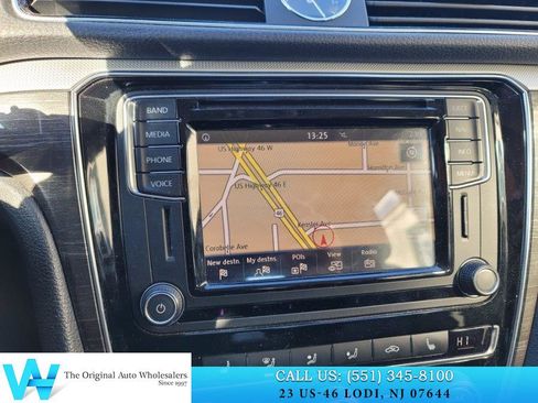 Used 2017 Volkswagen Passat 1.8T SE image 19