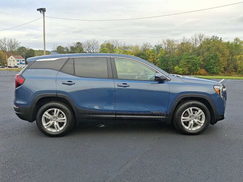 Certified 2024 GMC Terrain SLE image 7