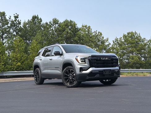 Used 2027 GMC Terrain Elevation w/ Elevation Premium Package AWD/4WD image 2