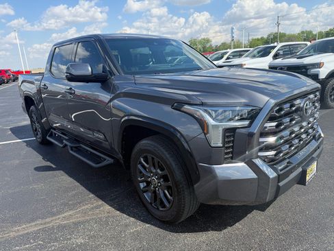 Used 2023 Toyota Tundra Platinum image 7