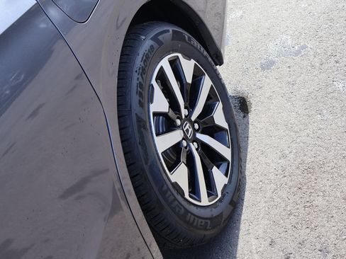 Certified 2025 Honda Odyssey EX-L image 33