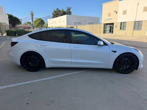 Used 2020 Tesla Model 3 Standard Range Plus RWD image 4