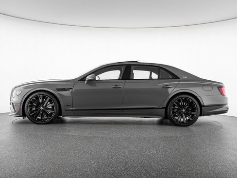 Used 2025 Bentley Flying Spur Plug-In Hybrid AWD/4WD image 5