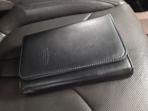 Used 2019 Lincoln Nautilus Reserve image 55