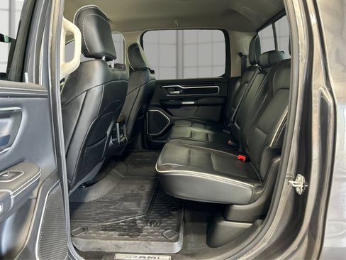 Used 2022 RAM 1500 Laramie AWD/4WD image 10