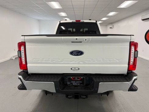 New 2026 Ford F250 Lariat w/ Lariat Premium Package image 7