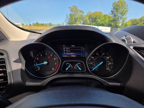 Used 2018 Ford Escape SE w/ SE Sync 3 Package FWD image 21