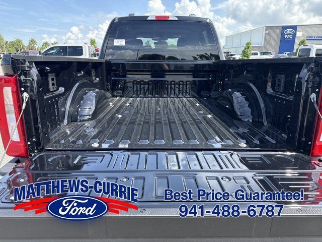 New 2026 Ford F250 XLT w/ FX4 Off-Road Package AWD/4WD image 14