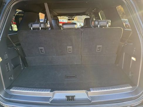 Used 2023 Lincoln Navigator Reserve AWD/4WD image 9