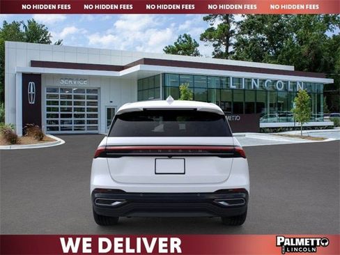 New 2026 Lincoln Nautilus Premier image 5