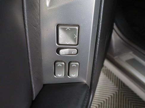 Used 2004 Cadillac XLR RWD image 30