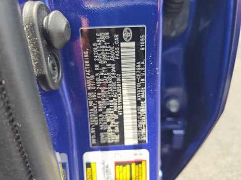 Used 2018 Toyota Camry XLE FWD image 30