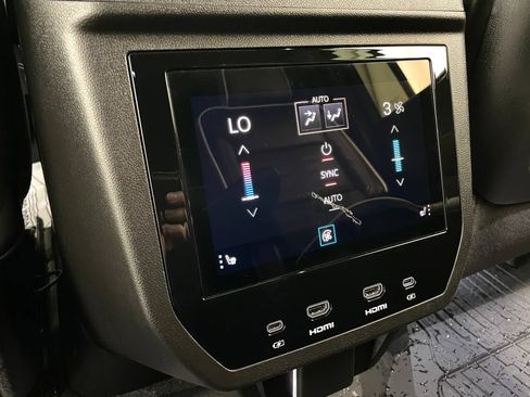Used 2026 GMC Yukon XL AT4 Ultimate w/ LPO, Floor Liner Package AWD/4WD image 16