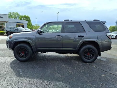Used 2022 Toyota 4Runner SR5 Premium w/ TRD Black Wheel Package (TMS) AWD/4WD image 4