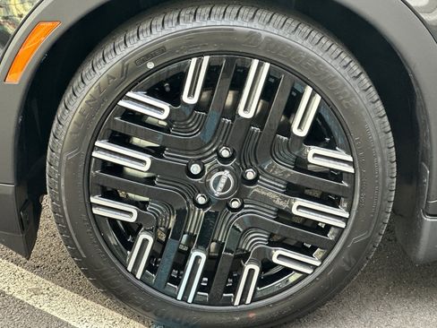 New 2026 Nissan Leaf Platinum+ w/ Cargo Package (Platinum+) image 33