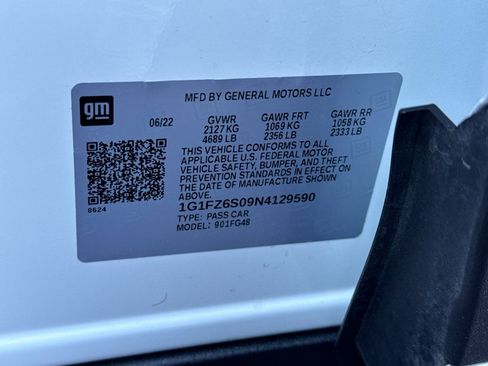 Used 2022 Chevrolet Bolt EUV Premier w/ Launch Edition image 30