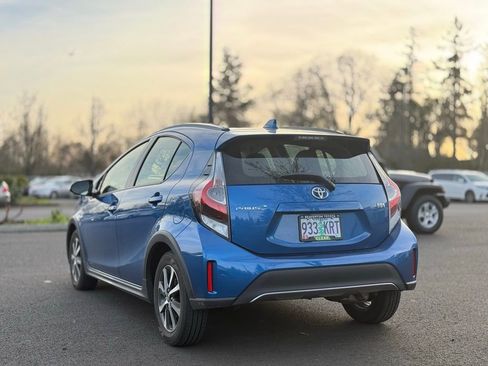 Used 2018 Toyota Prius C Four image 3