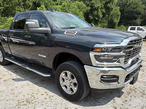 Used 2025 RAM 2500 Big Horn AWD/4WD image 5