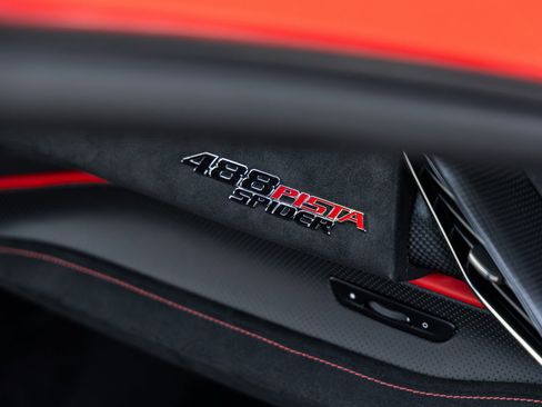 Used 2019 Ferrari 488 Pista Spider image 44