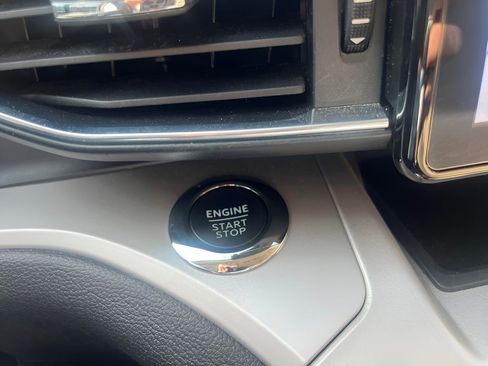 Used 2023 Ford Explorer XLT w/ Equipment Group 202A image 21