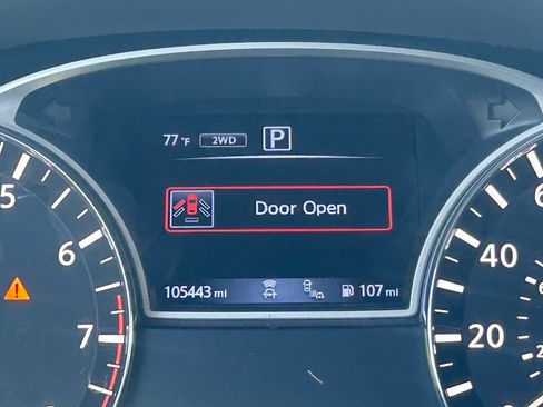 Used 2020 Nissan Pathfinder SL AWD/4WD image 24
