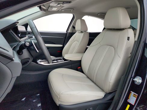 Used 2022 Hyundai Sonata Limited FWD image 17