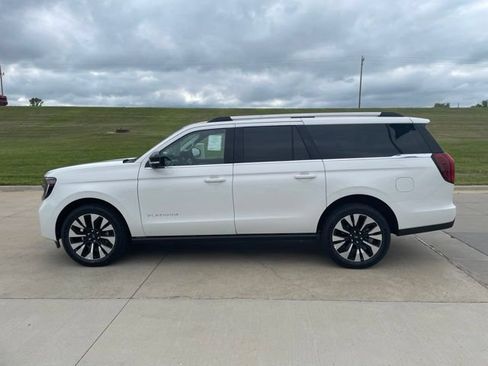 New 2026 Ford Expedition Max Platinum w/ Driver's Package AWD/4WD image 6
