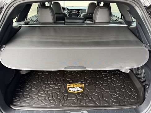 Used 2025 Subaru Outback Wilderness AWD/4WD image 43