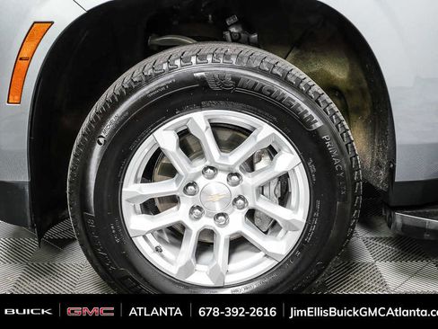 Used 2025 Chevrolet Tahoe LT image 39