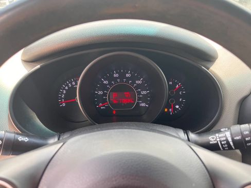 Used 2014 Kia Soul + FWD image 23