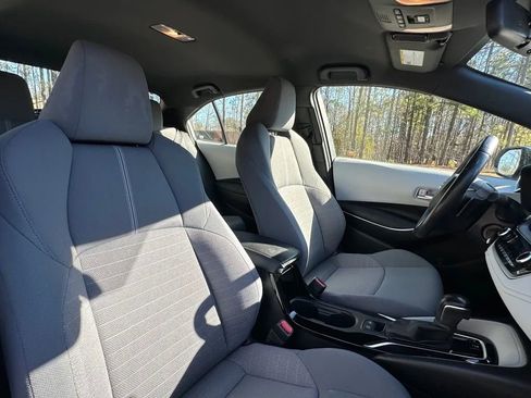 Used 2020 Toyota Corolla SE image 25