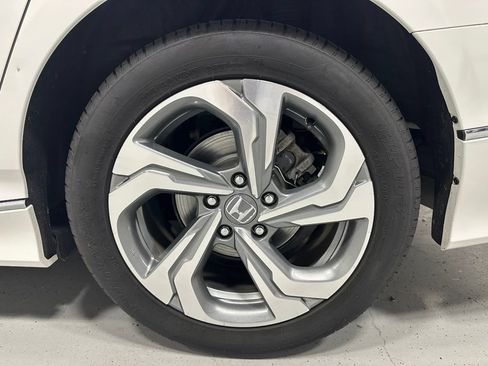 Used 2020 Honda Accord EX image 62