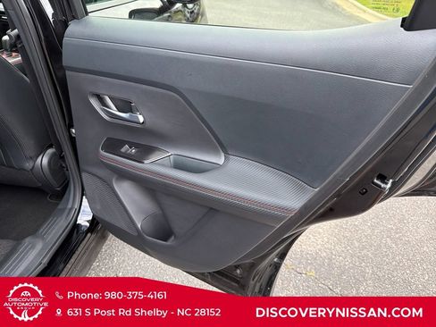 Certified 2025 Nissan Kicks SR FWD image 34