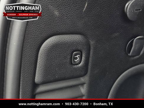 Used 2022 Jeep Grand Cherokee Laredo X RWD image 9