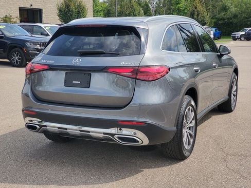 Used 2023 Mercedes-Benz GLC 300 4MATIC image 4