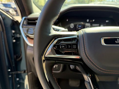 New 2026 Jeep Grand Cherokee Summit AWD/4WD image 24