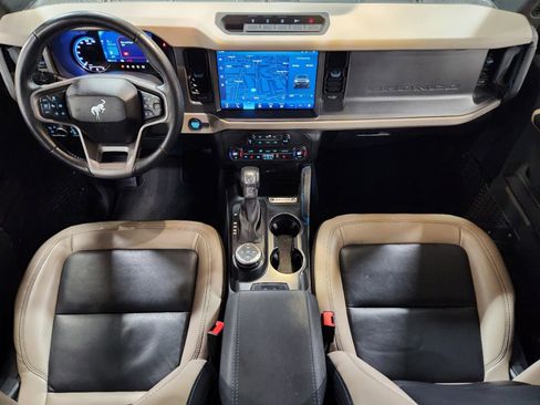 Used 2024 Ford Bronco Wildtrak AWD/4WD image 45